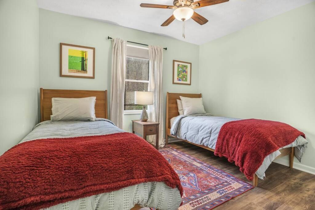 Villa Mountain Views, Hot Tub, Firepit, Dog Friendly, Ev Connector Stanley Esterno foto